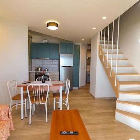 East & West Seaside Apartments Gialtra Zewnętrze zdjęcie