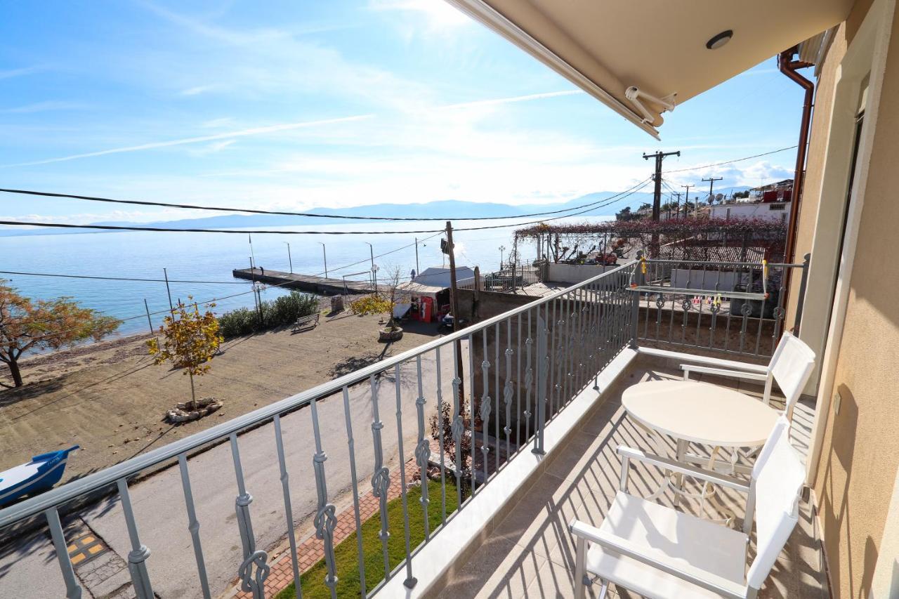 East & West Seaside Apartments Gialtra Zewnętrze zdjęcie