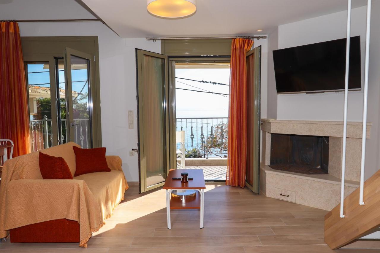 East & West Seaside Apartments Gialtra Zewnętrze zdjęcie