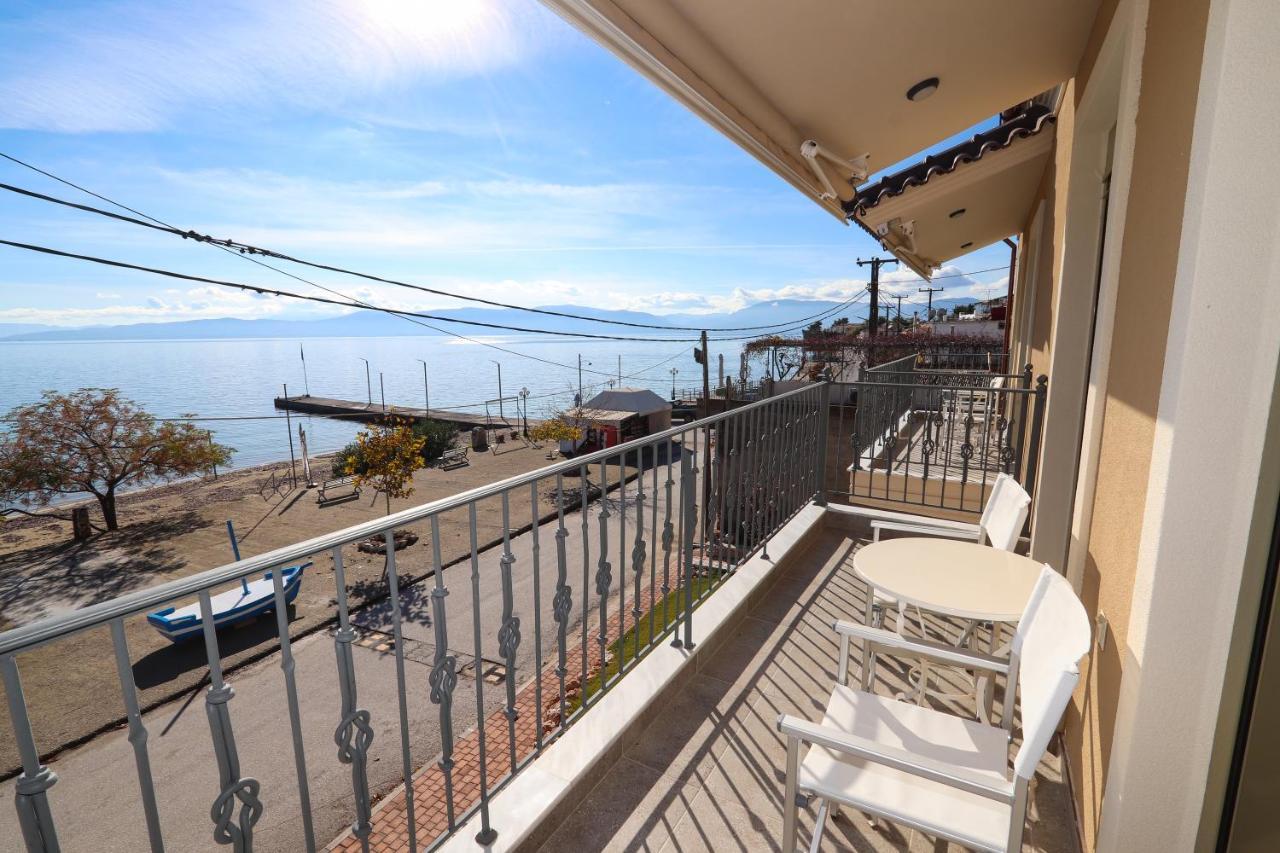 East & West Seaside Apartments Gialtra Zewnętrze zdjęcie
