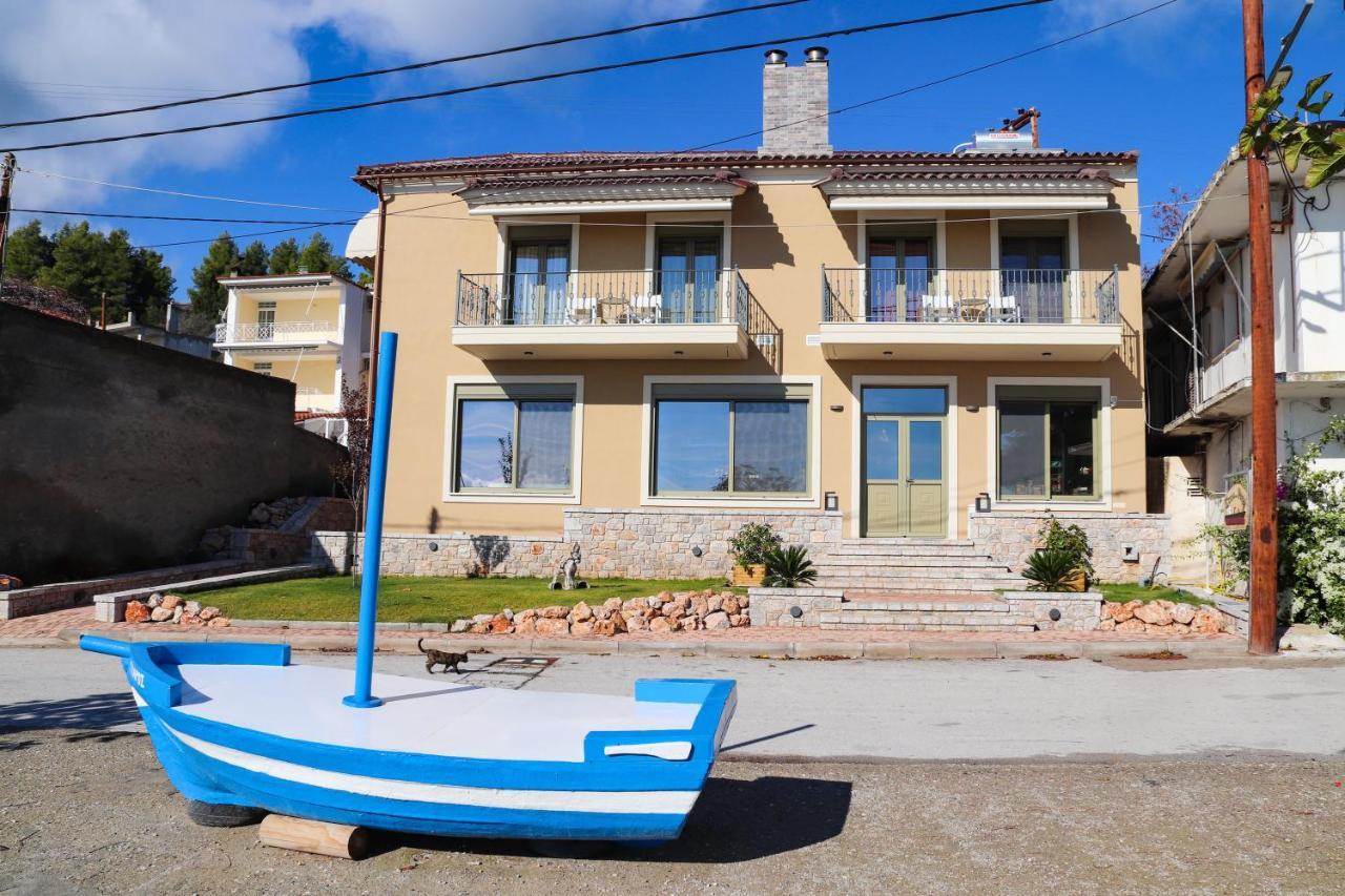 East & West Seaside Apartments Gialtra Zewnętrze zdjęcie