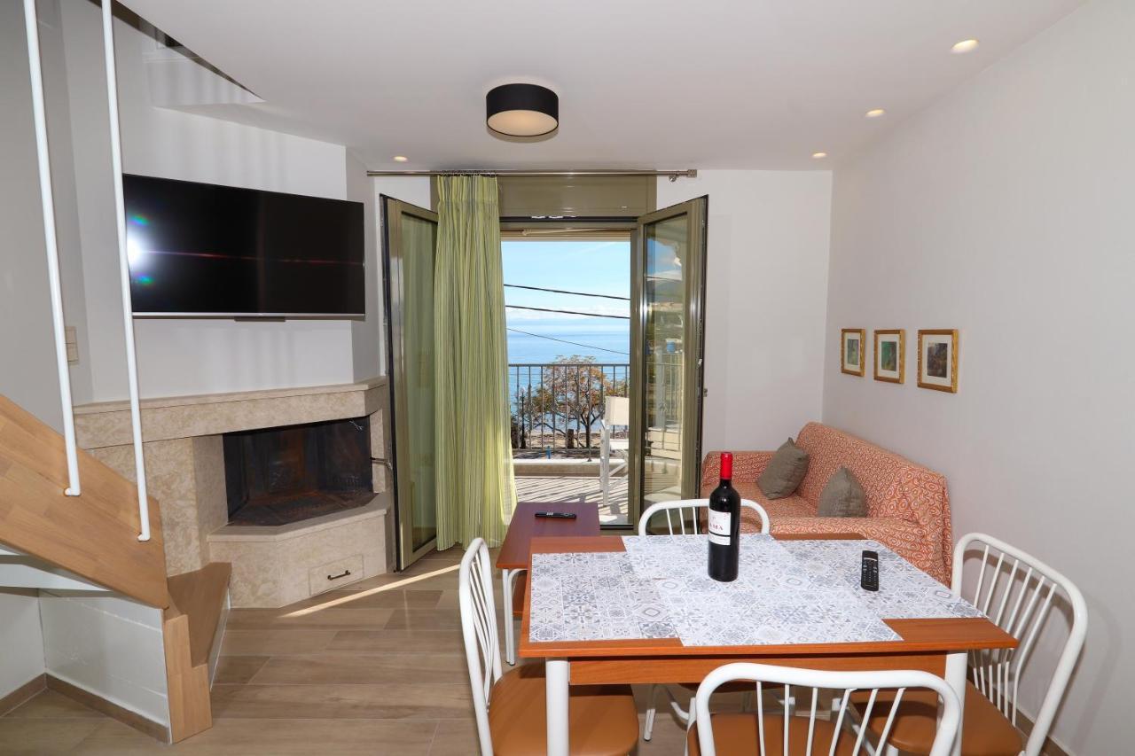 East & West Seaside Apartments Gialtra Zewnętrze zdjęcie